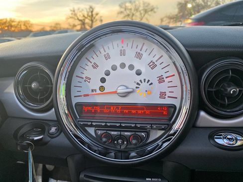 Used 2011 MINI Cooper Convertible w/ Premium Pkg image 30