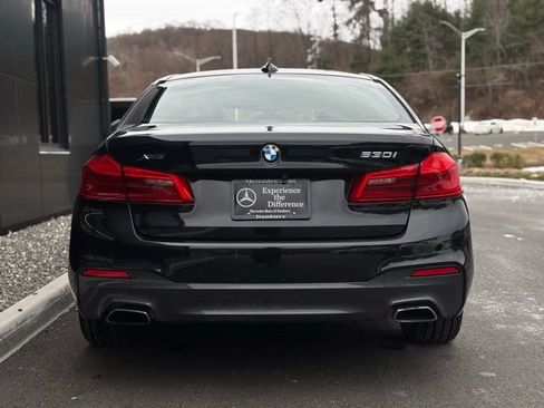 Used 2019 BMW 530i xDrive w/ M Sport Package image 6