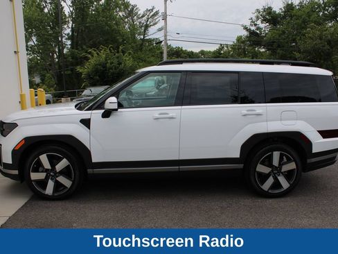 Used 2025 Hyundai Santa Fe Limited AWD/4WD image 12