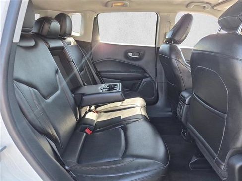Used 2018 Jeep Compass Limited w/ Navigation Group FWD image 20