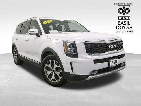 Used 2022 Kia Telluride EX image 2