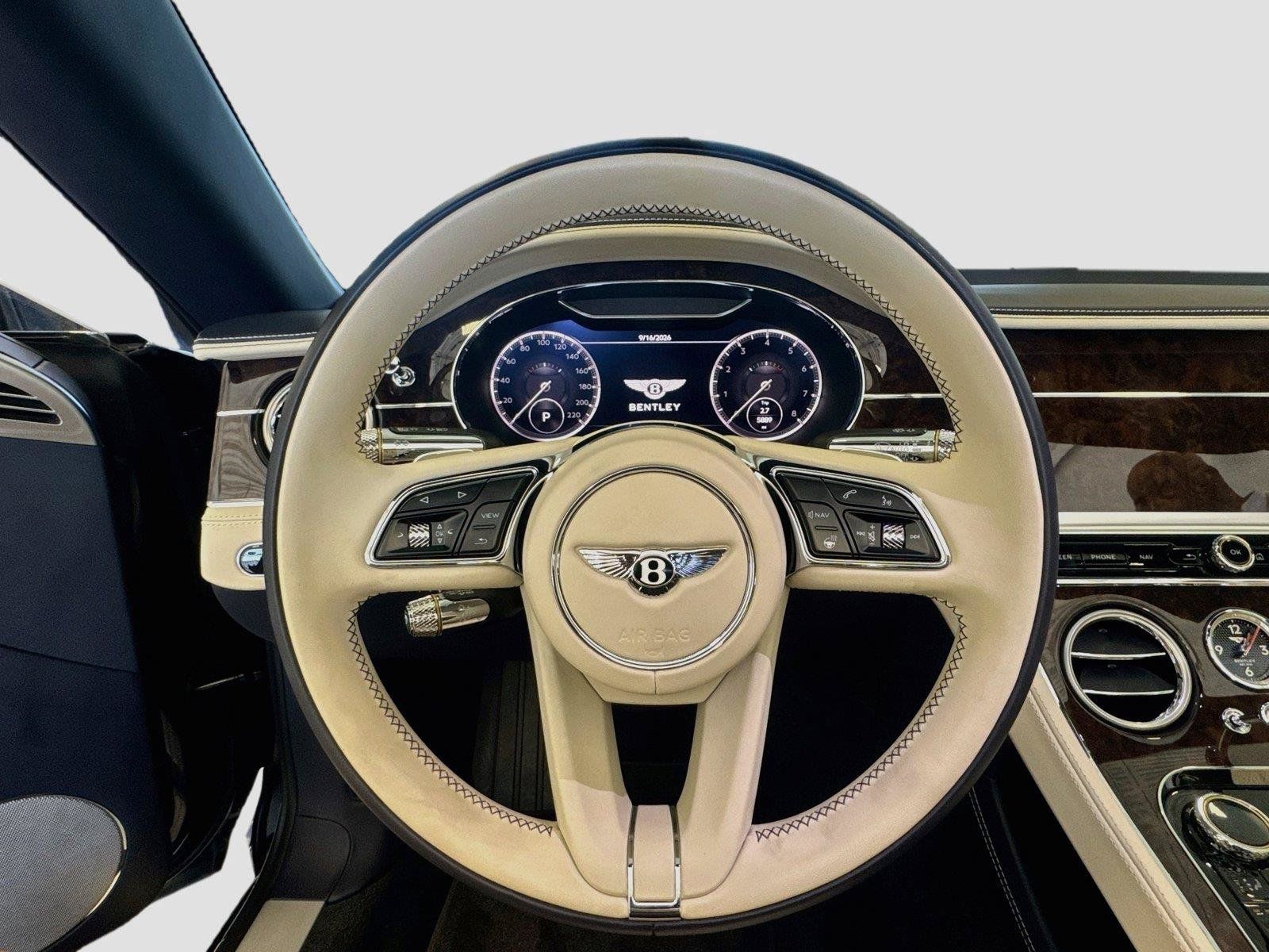 Used 2024 Bentley Continental GT V8 AWD/4WD image 13