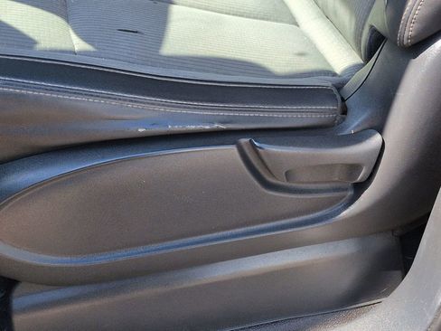 Used 2019 Nissan Titan S w/ S Utility Package image 13