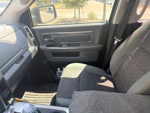 Used 2016 RAM 1500 Lone Star AWD/4WD image 6