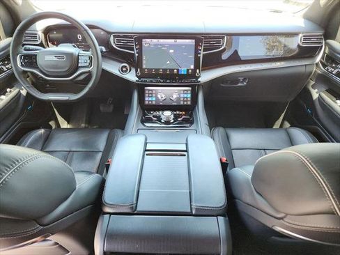 Certified 2025 Jeep Grand Wagoneer Series II Obsidian w/ Quick Order Packagew 28T AWD/4WD image 12