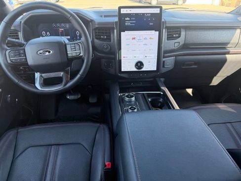Used 2024 Ford Expedition Max Limited AWD/4WD image 7