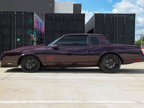 Used 1987 Chevrolet Monte Carlo SS RWD image 3