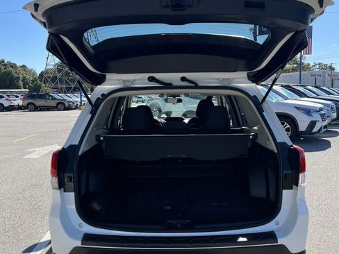 Used 2021 Subaru Forester Premium image 10