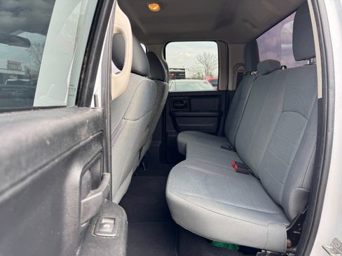 Used 2017 RAM 1500 ST w/ SXT Appearance Group AWD/4WD image 16