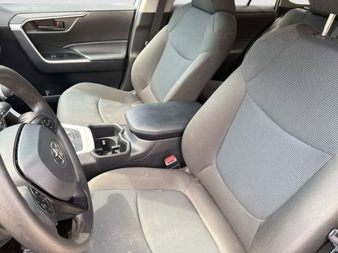 Used 2023 Toyota RAV4 LE AWD/4WD image 23