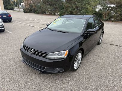 Used 2011 Volkswagen Jetta SEL