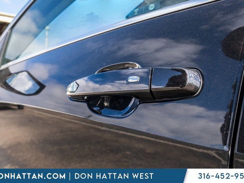 Used 2024 Chevrolet Malibu LT image 31