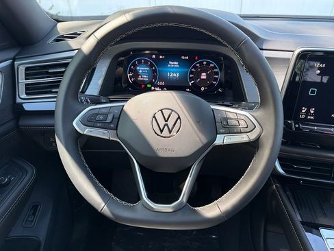 New 2026 Volkswagen Atlas Cross Sport SE AWD/4WD image 16