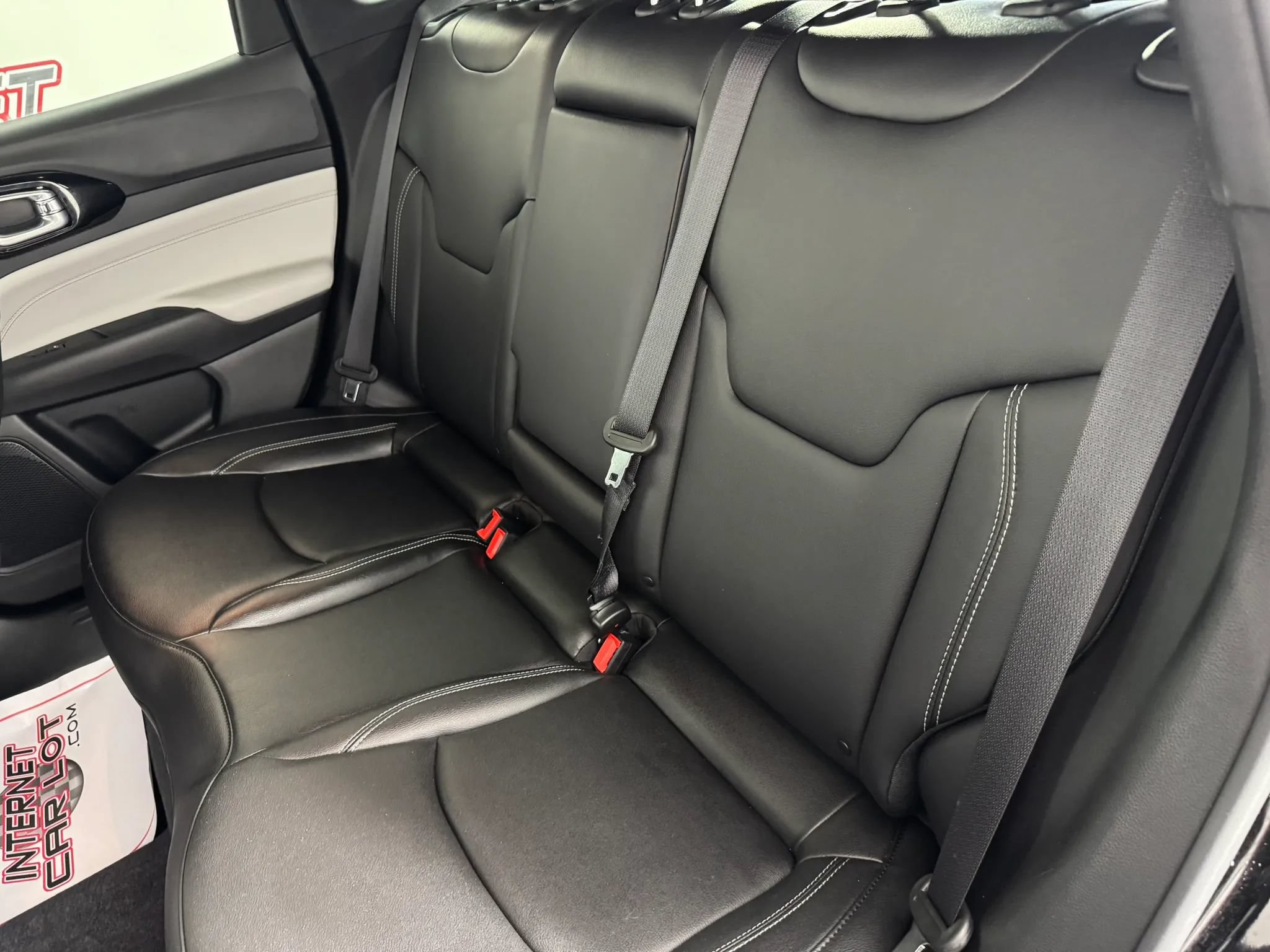 Used 2026 Jeep Compass Limited AWD/4WD image 36