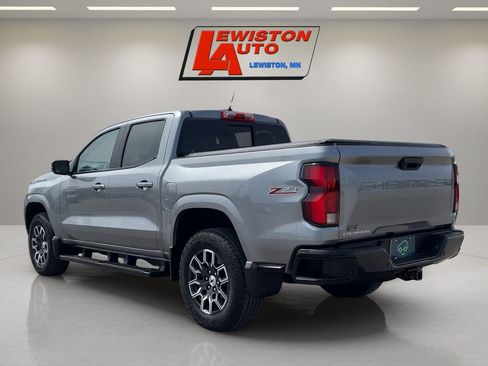Used 2023 Chevrolet Colorado Z71 w/ Z71 Convenience Package 2 image 4