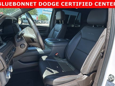Used 2022 GMC Yukon Denali AWD/4WD image 14