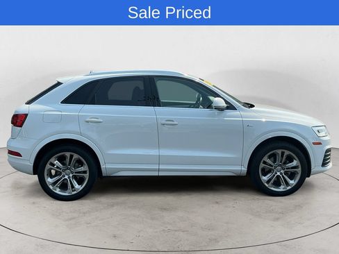 Used 2018 Audi Q3 2.0T Premium Plus w/ Premium Plus Package AWD/4WD image 4