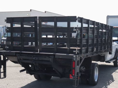 Used 2020 RAM 5500 Tradesman RWD image 9