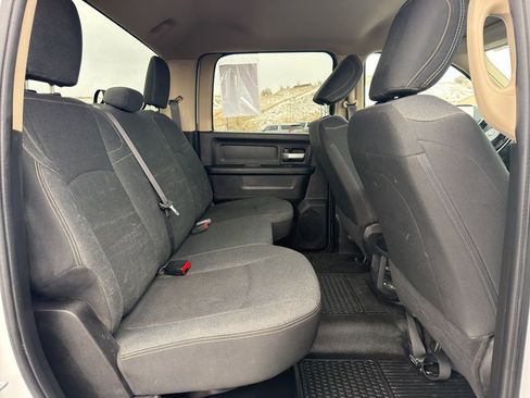 Used 2019 RAM 5500 Tradesman w/ Chrome Appearance Group AWD/4WD image 20