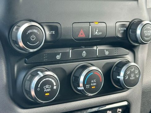 Used 2024 RAM 1500 Big Horn AWD/4WD image 14