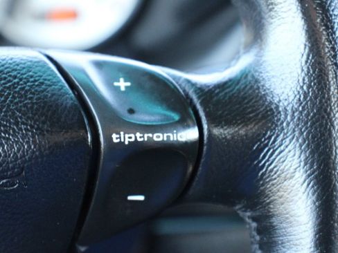 Used 2004 Porsche Boxster S image 23