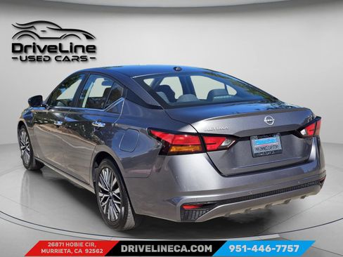 Used 2024 Nissan Altima 2.5 SV image 8