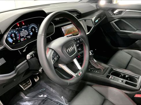 Used 2025 Audi Q3 2.0T Premium Plus w/ Premium Plus Package image 16