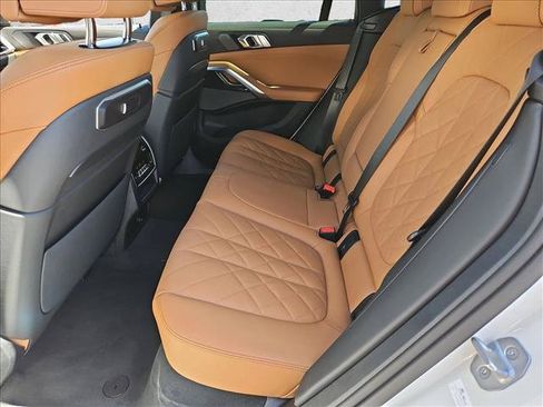 New 2027 BMW X6 xDrive40i w/ Climate Comfort Package AWD/4WD image 16
