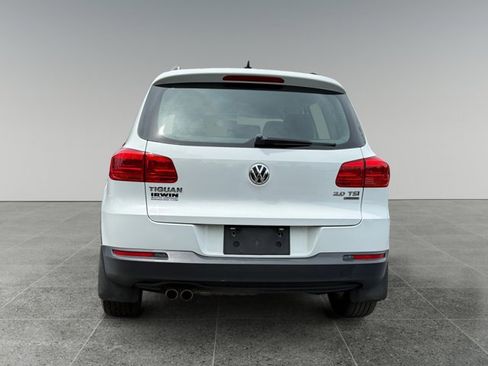 Used 2015 Volkswagen Tiguan S AWD/4WD image 4