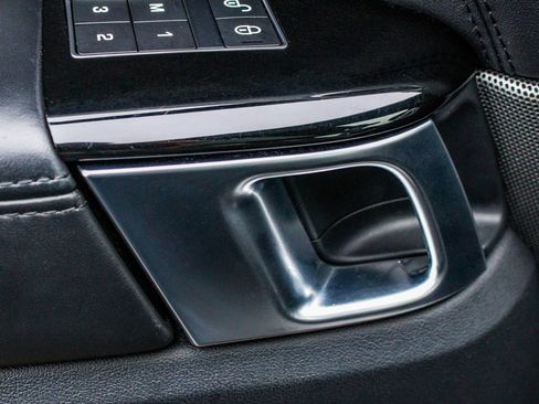 Used 2016 Land Rover Range Rover Sport HSE image 10