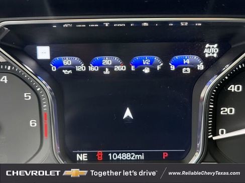 Used 2021 GMC Yukon Denali w/ Advanced Technology Package AWD/4WD image 17