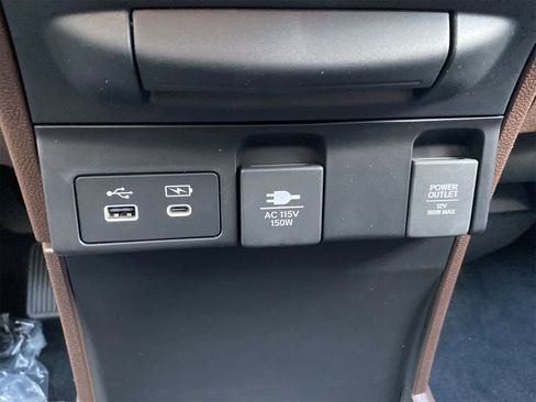 New 2026 Honda Odyssey Touring image 19