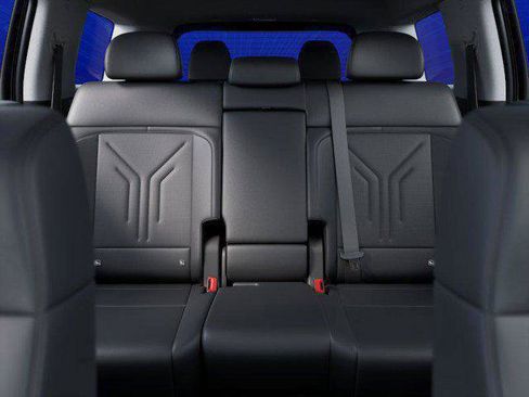 New 2025 Hyundai Santa Fe XRT image 12