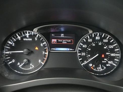 Used 2016 Nissan Altima 2.5 SL w/ Moonroof Package FWD image 29