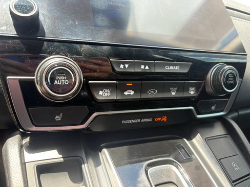 Certified 2021 Honda CR-V Special Edition image 17