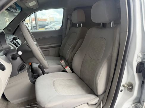 Used 2011 Chevrolet HHR LS image 14