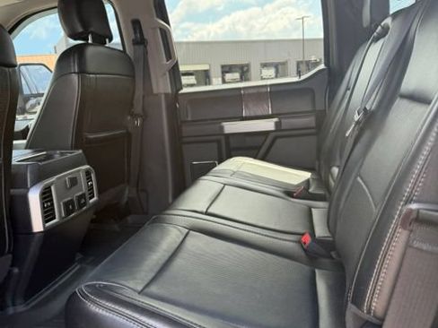 Used 2019 Ford F250 Lariat w/ Lariat Ultimate Package AWD/4WD image 10