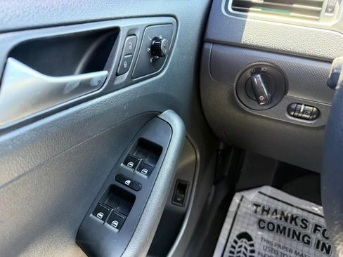 Used 2014 Volkswagen Jetta S FWD image 23