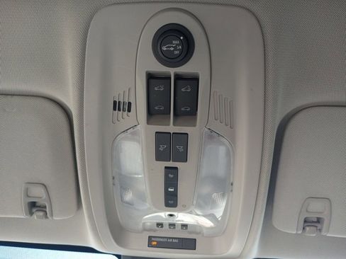 Used 2014 GMC Terrain SLT image 21