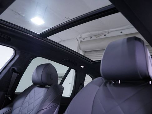 Used 2026 BMW X5 sDrive40i w/ M Sport Package RWD image 25