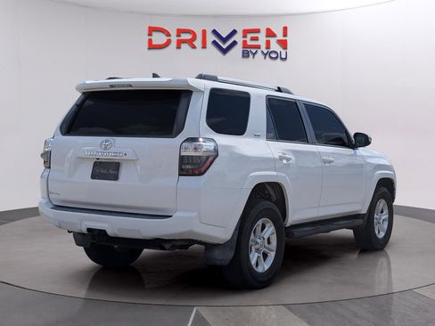 Used 2019 Toyota 4Runner SR5 Premium image 5