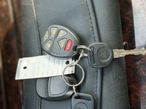 Used 2012 GMC Yukon XL Denali image 21