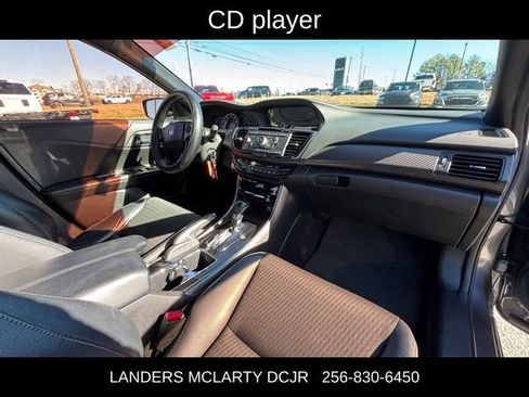 Used 2017 Honda Accord Sport image 9