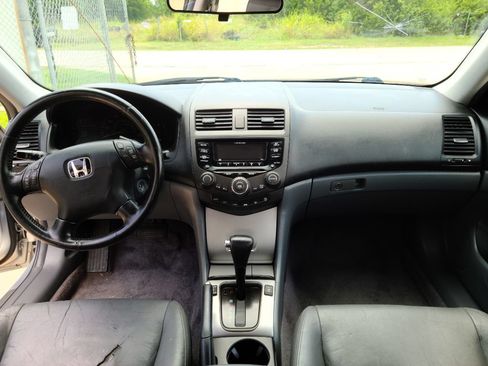 Used 2005 Honda Accord Hybrid Sedan image 18