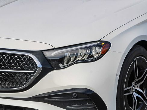 New 2026 Mercedes-Benz E 350 Sedan image 8