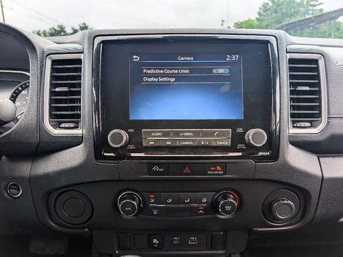Used 2023 Nissan Frontier SV w/ Technology Package RWD image 25