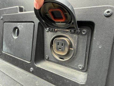 Used 2020 Toyota Tacoma TRD Sport 4x4 4dr Double Cab 5 image 15