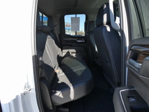 Certified 2025 Chevrolet Silverado 1500 LT image 17