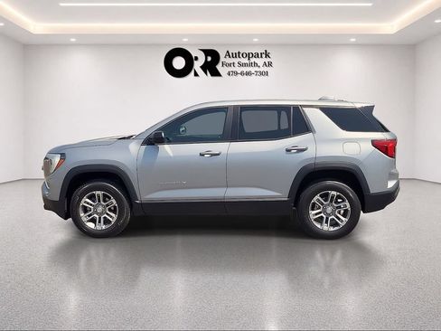 Used 2026 GMC Terrain Elevation FWD image 3