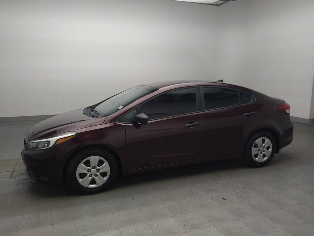 Used 2018 Kia Forte LX FWD image 2